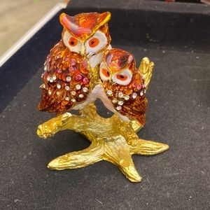 Jewelry box or keepsake . Owl